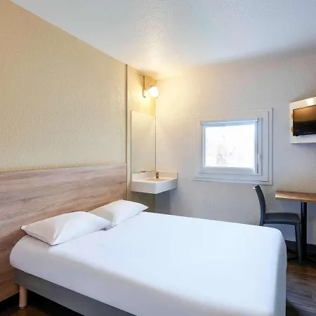 Hotelf1 Toulouse Hotel
