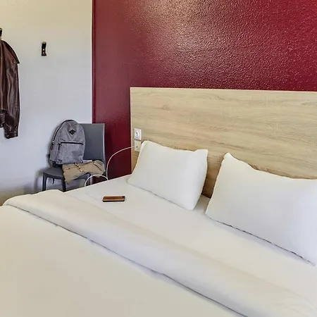 Hotelf1 Toulouse 라몬빌생아그네