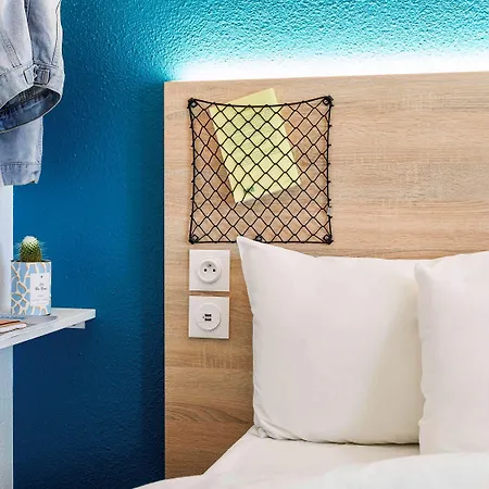 Hotelf1 Toulouse 라몬빌생아그네